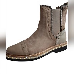 Free People Atlas Chelsea Booties in Taupe Womens Size EU 37.5/US 6.5-7